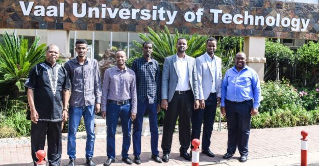 Vaal University of Technology (VUT) Vice Chancellor & Principal welcomes Somalian Postgraduate Students